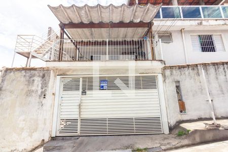 Casa à venda com 100m², 4 quartos e 1 vagaPlaca de Anuncio 