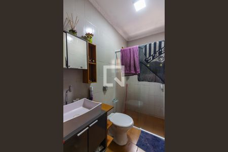 Casa à venda com 100m², 4 quartos e 1 vagaBanheiro 2