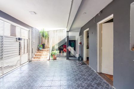 Casa à venda com 100m², 4 quartos e 1 vagaQuintal