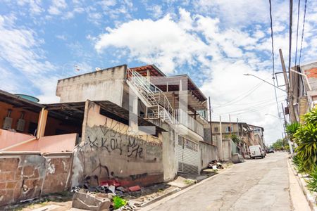 Casa à venda com 100m², 4 quartos e 1 vagaFachada