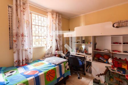 Casa à venda com 100m², 4 quartos e 1 vagaQuarto 2