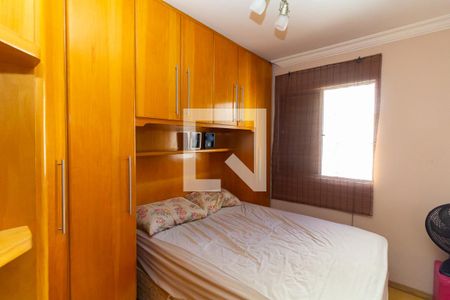 Quarto 1 de apartamento para alugar com 2 quartos, 54m² em Vila Ema, São Paulo