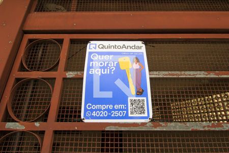 Casa à venda com 250m², 2 quartos e 3 vagas Casa à venda com 250m², 2 quartos e 3 vagasPlaca