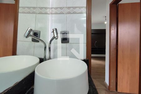 Apartamento à venda com 47m², 2 quartos e 1 vaga Apartamento à venda com 47m², 2 quartos e 1 vagaBanheiro
