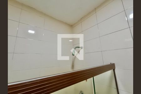 Apartamento para alugar com 58m², 2 quartos e sem vagaBanheiro social 