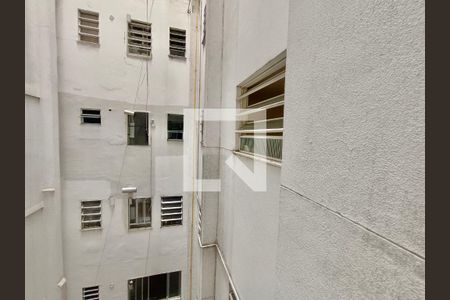 Apartamento para alugar com 58m², 2 quartos e sem vagaÁrea serviço  vista 