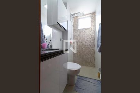 Apartamento para alugar com 43m², 2 quartos e 1 vagaBanheiro social 