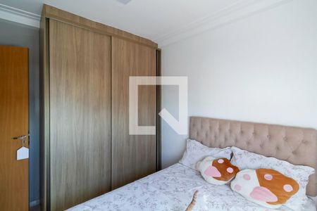 Quarto 1 de apartamento para alugar com 2 quartos, 43m² em Nacional, Contagem