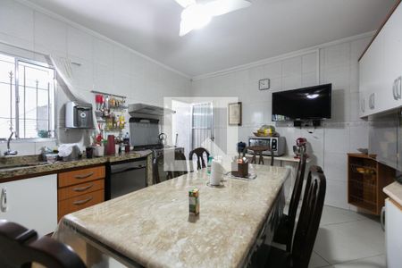 Casa à venda com 350m², 4 quartos e 2 vagas Casa à venda com 350m², 4 quartos e 2 vagasCozinha 1