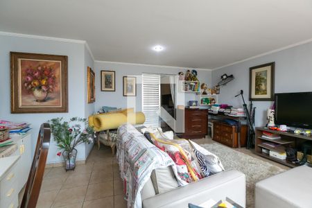 Casa à venda com 350m², 4 quartos e 2 vagas Casa à venda com 350m², 4 quartos e 2 vagasEscritório