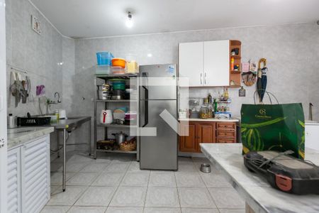 Casa à venda com 350m², 4 quartos e 2 vagas Casa à venda com 350m², 4 quartos e 2 vagasCozinha 2