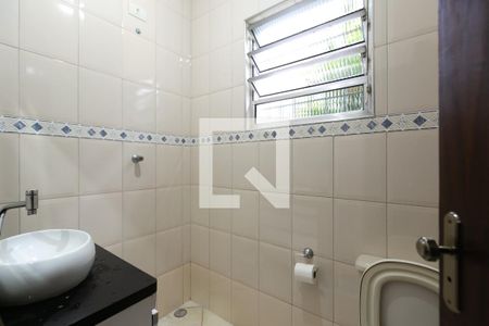 Casa à venda com 350m², 4 quartos e 2 vagas Casa à venda com 350m², 4 quartos e 2 vagasBanheiro 5