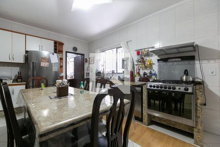 Casa à venda com 350m², 4 quartos e 2 vagas Casa à venda com 350m², 4 quartos e 2 vagasCozinha 1