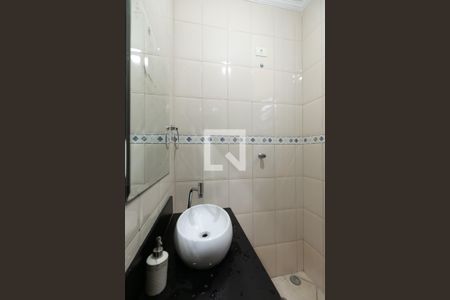 Casa à venda com 350m², 4 quartos e 2 vagas Casa à venda com 350m², 4 quartos e 2 vagasBanheiro 5