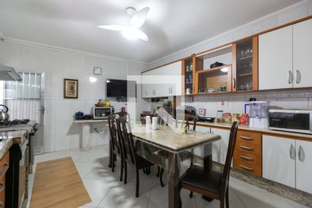 Casa à venda com 350m², 4 quartos e 2 vagas Casa à venda com 350m², 4 quartos e 2 vagasCozinha 1