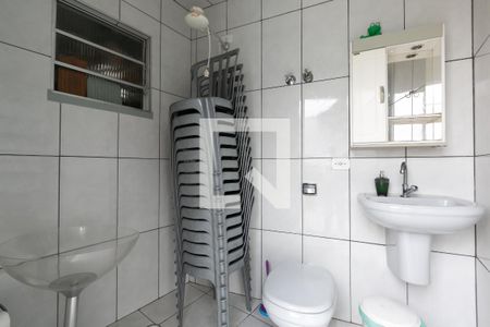 Casa à venda com 350m², 4 quartos e 2 vagas Casa à venda com 350m², 4 quartos e 2 vagasBanheiro 4