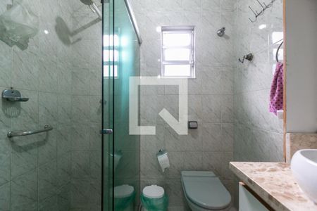 Casa à venda com 350m², 4 quartos e 2 vagas Casa à venda com 350m², 4 quartos e 2 vagasBanheiro 2