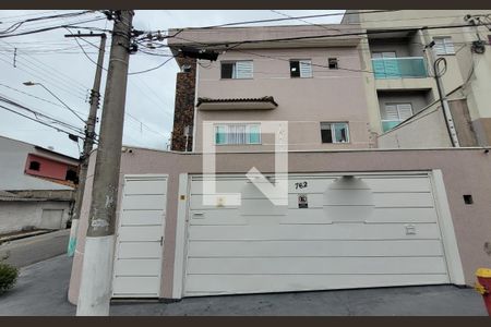 Fachada de casa à venda com 2 quartos, 101m² em Parque Oratório, Santo André