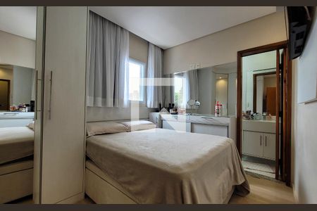 Suíte de casa à venda com 2 quartos, 101m² em Parque Oratório, Santo André