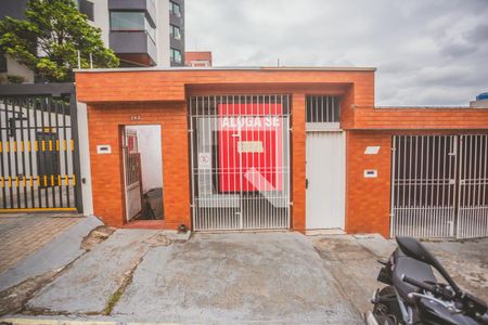 Casa para alugar com 47m², 2 quartos e sem vagaFachada