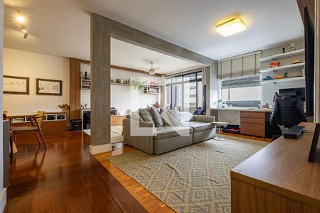 Sala de apartamento para alugar com 2 quartos, 122m² em Cerqueira César, São Paulo