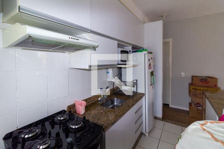 Cozinha de apartamento para alugar com 2 quartos, 44m² em Vila Independencia, São Paulo