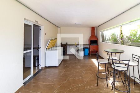 Apartamento para alugar com 44m², 2 quartos e 1 vaga Apartamento para alugar com 44m², 2 quartos e 1 vagaÁrea comum - Salão de festas