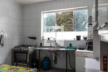 Cozinha de apartamento à venda com 3 quartos, 90m² em Funcionários, Belo Horizonte