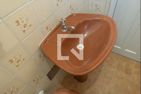 Casa para alugar com 45m², 1 quarto e sem vaga Casa para alugar com 45m², 1 quarto e sem vagaBanheiro