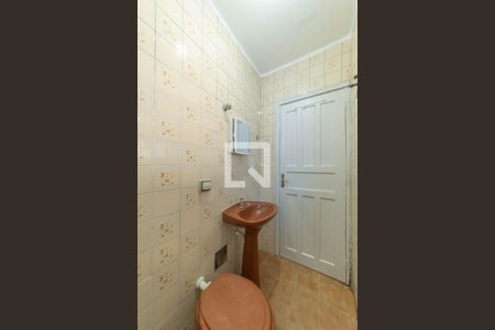 Casa para alugar com 45m², 1 quarto e sem vaga Casa para alugar com 45m², 1 quarto e sem vagaBanheiro