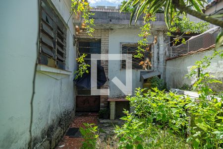 Casa à venda com 280m², 2 quartos e 4 vagasQuintal