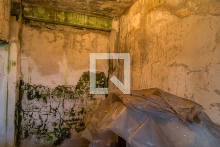 Casa à venda com 280m², 2 quartos e 4 vagasQuarto de Serviço