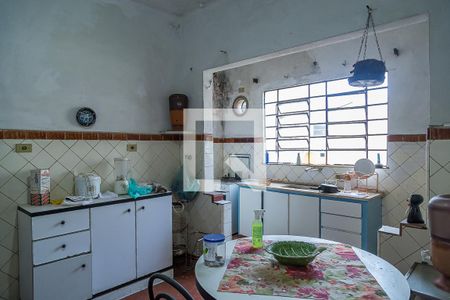 Casa à venda com 280m², 2 quartos e 4 vagasCozinha