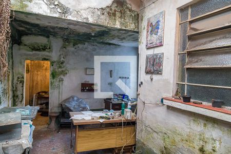 Casa à venda com 280m², 2 quartos e 4 vagasÁrea de Serviço