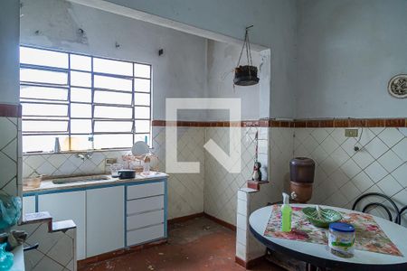 Casa à venda com 280m², 2 quartos e 4 vagasCozinha