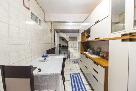 Casa à venda com 112m², 4 quartos e 3 vagas Casa à venda com 112m², 4 quartos e 3 vagasCozinha