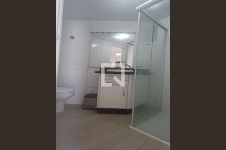 Banheiro de apartamento para alugar com 1 quarto, 42m² em Capoeiras, Florianópolis