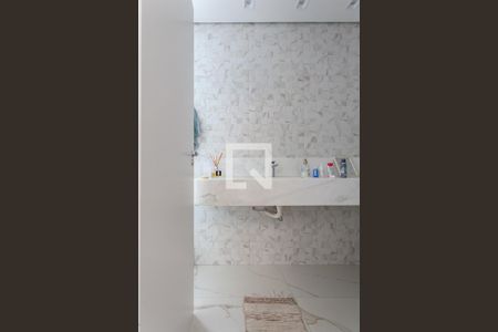 Casa à venda com 463m², 4 quartos e 4 vagasBanheiro da Suíte 4