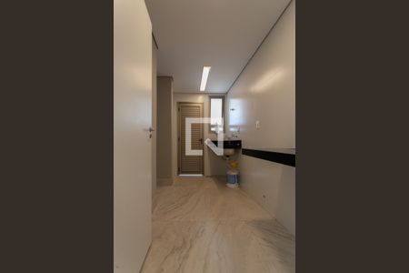 Casa à venda com 463m², 4 quartos e 4 vagasÁrea de Serviço