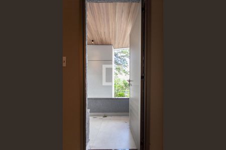 Casa à venda com 463m², 4 quartos e 4 vagasVaranda da Suíte1