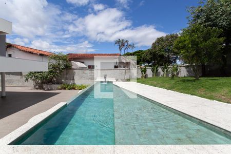 Casa à venda com 463m², 4 quartos e 4 vagasPiscina