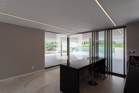 Casa à venda com 463m², 4 quartos e 4 vagasCozinha