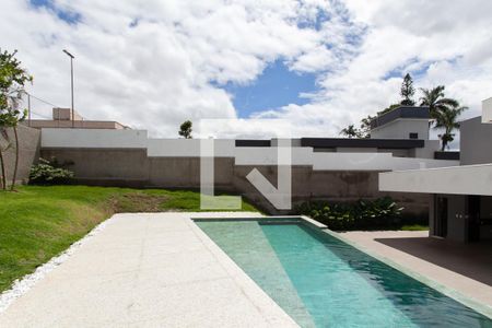Casa à venda com 463m², 4 quartos e 4 vagasPiscina