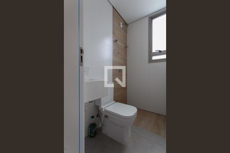 Casa à venda com 463m², 4 quartos e 4 vagasBanheiro de serviço