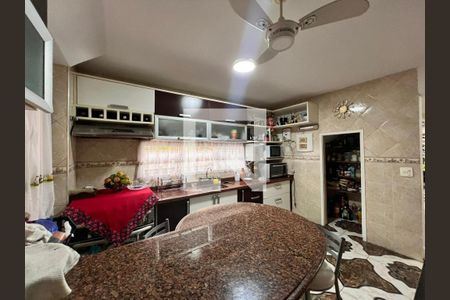 Cozinha de casa de condomínio à venda com 4 quartos, 700m² em Taquara, Rio de Janeiro