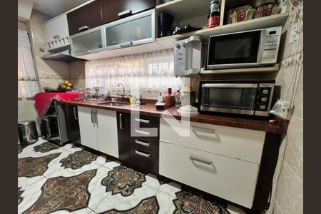 Casa de condomínio à venda com 700m², 4 quartos e 5 vagas Casa de condomínio à venda com 700m², 4 quartos e 5 vagasCozinha