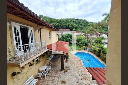 Casa de condomínio à venda com 700m², 4 quartos e 5 vagas Casa de condomínio à venda com 700m², 4 quartos e 5 vagasVista - Estudio