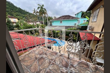 Casa de condomínio à venda com 700m², 4 quartos e 5 vagas Casa de condomínio à venda com 700m², 4 quartos e 5 vagasVaranda - Suite 02