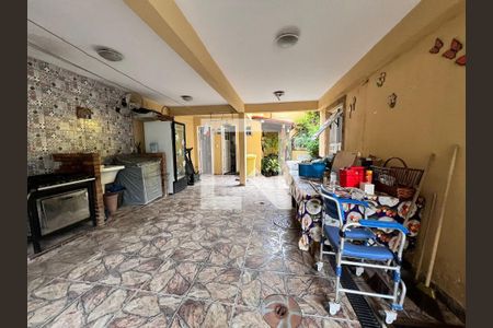 Casa de condomínio à venda com 700m², 4 quartos e 5 vagas Casa de condomínio à venda com 700m², 4 quartos e 5 vagasArea Gourmet - Lavanderia