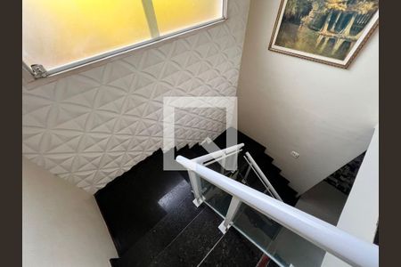 Casa de condomínio à venda com 700m², 4 quartos e 5 vagas Casa de condomínio à venda com 700m², 4 quartos e 5 vagasSegundo andar